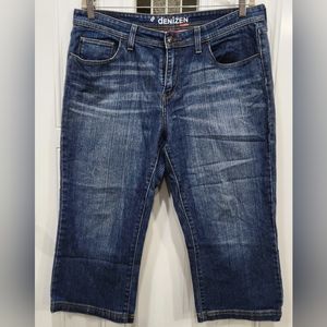 Levi's Denizen medium wash denim capris women's size 18  no stretch